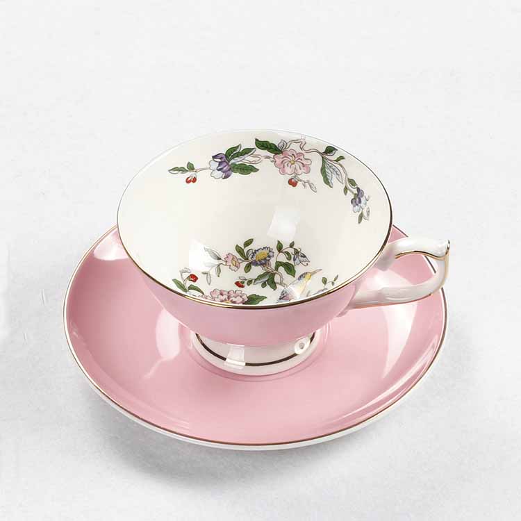 220ml pink cup and saucer