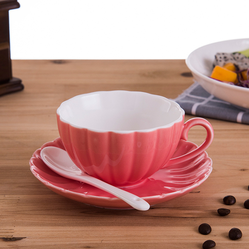 220ml bright pink cups and saucers