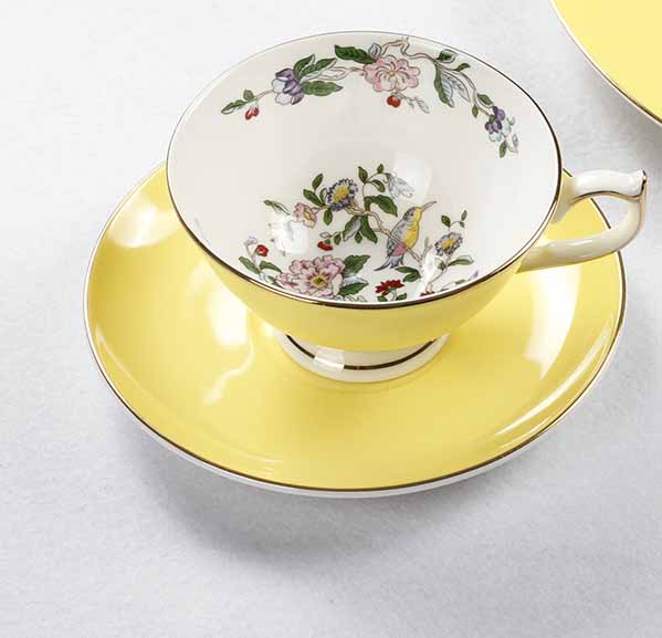 220ml yellow cup and saucer