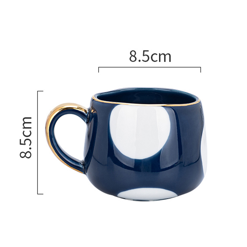 380ml blue polka dot mug